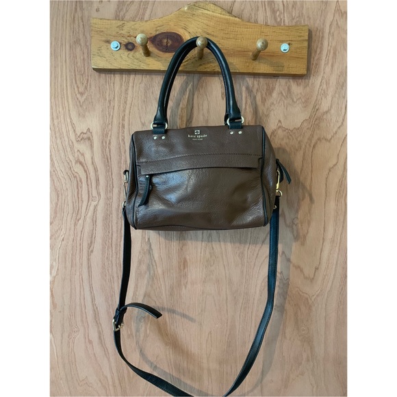 kate spade Handbags - Brown Kate Spade Cross Body